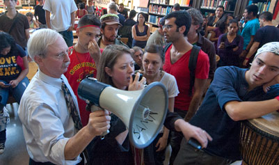 Tom Leonard and student protesters