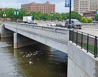 bridge over Flint River