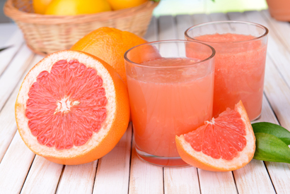 New research in mice suggests that grapefruit juice could stem weight gain from a high-fat diet.