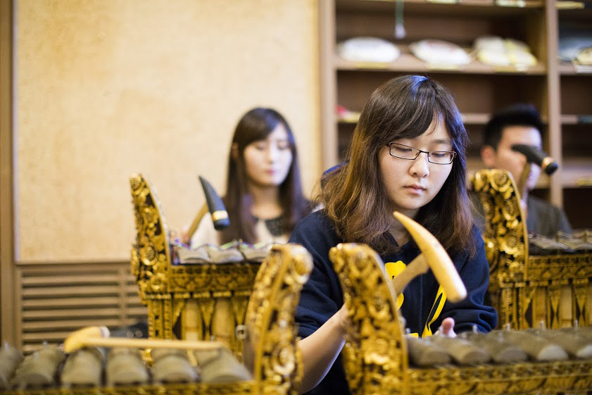 gamelan students