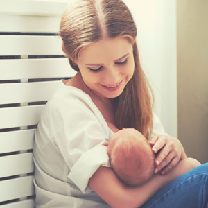 New study finds antibodies in breast milk help shape newborns' immune systems (iStockphoto)