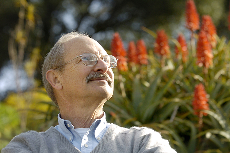 Paul Licht, former director of the Botanical Garden and biology dean