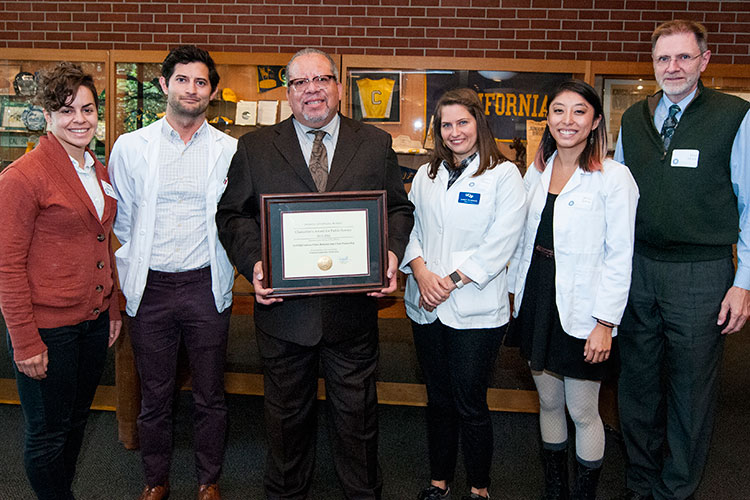 Suitcase Clinic volunteers at awards ceremony