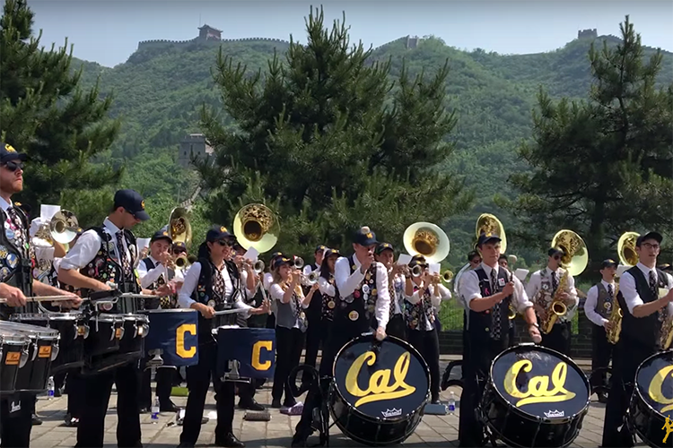 Cal band performs at China's Great Wall