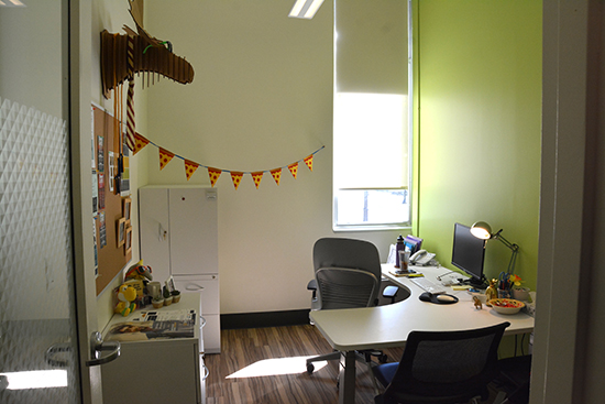 An advisor office at Dwinelle Hall.