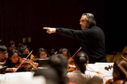 Riccardo Muti conducting 