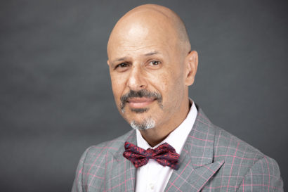 Headshot of comedian Maz Jobrani