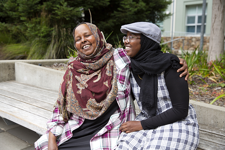 Картинки по запросу Somali American student uses slam poetry to speak out against injustice