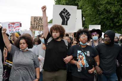 protestors march for racial justice