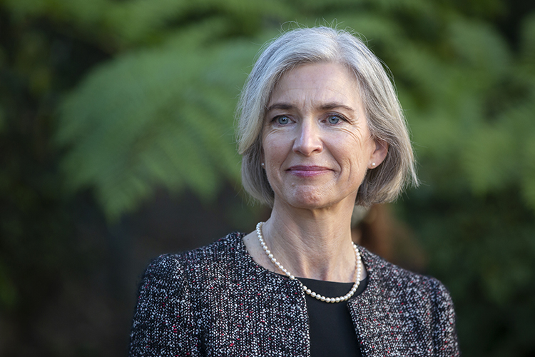 portrait of Jennifer Doudna