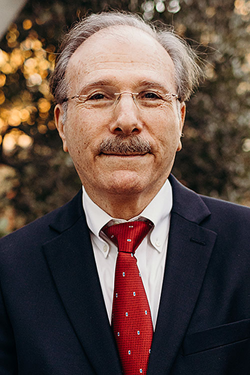 informal portrait of George Breslauer, UC Berkeley political scientist and author