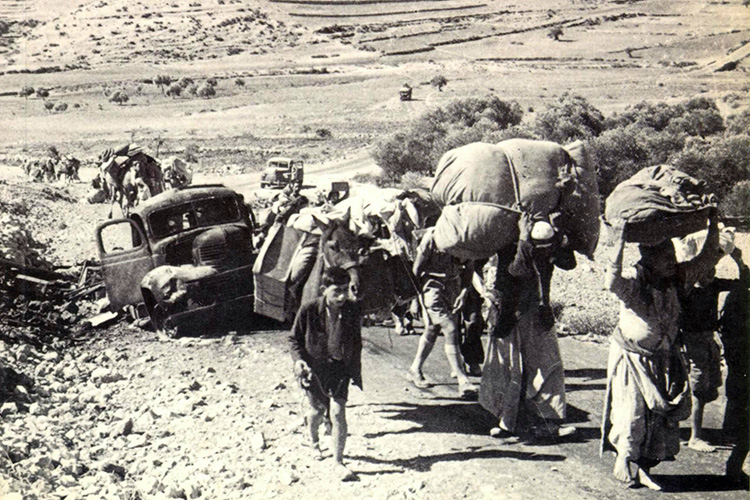 Archival image of Palestinian refugees displaced in 1948