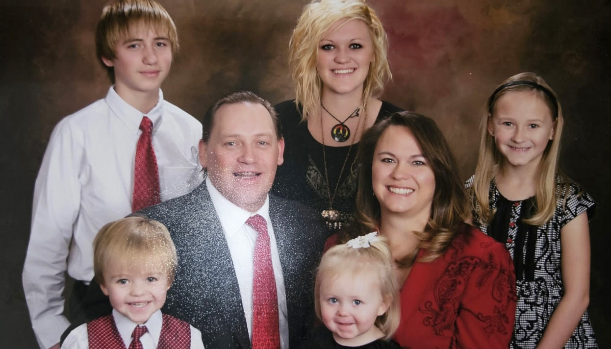 A portrait of Emily and her parents and her four younger siblings taken in 2010 when Emily was about 16