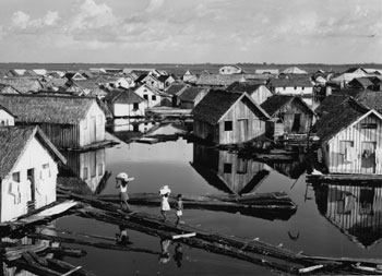 Cidade Flutuante (floating city), Manaus, Brazil