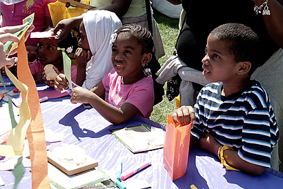 Children making kites during 2010 White House Easter Egg Roll