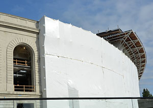 California Memorial Stadium renovation